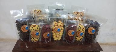 REYNA COOKIES & CHOCO