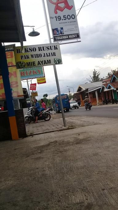 BAKSO RUSUK & MIE AYAM JAJAR SENDANG