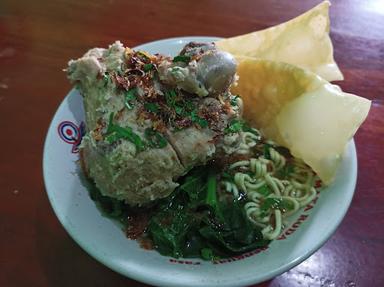 MIE AYAM BAKSO LAKSANA