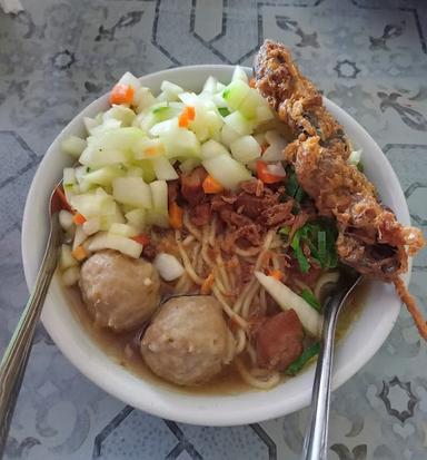 MIE AYAM, BAKSO MAS HERI