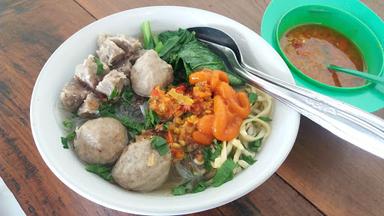 MIE AYAM & BAKSO TUMPLHEK