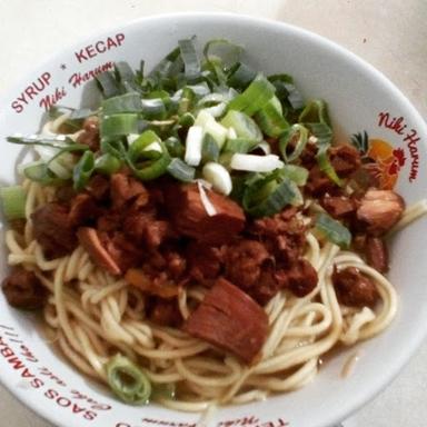 PAKDE BAGONG BAKSO & MIE AYAM