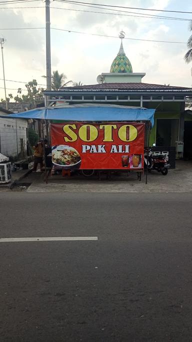 SOTO DAN NASI KUCING PAK ALI