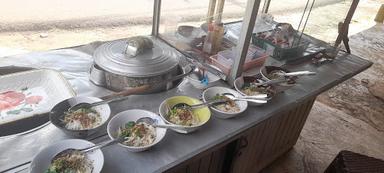 MIE BAKSO & MIE AYAM MAWAR