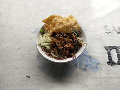 BAKSO PUTRA WILADEG