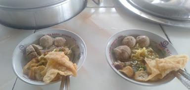 BAKSO PUTRA WILADEG