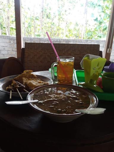 WARUNG SOTO MAMA