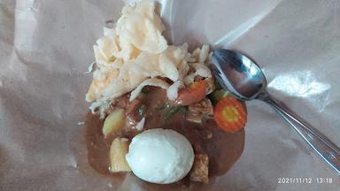 GADO-GADO BU RATNA