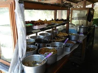 WARUNG MAKAN PRASMANAN MBAK IDA