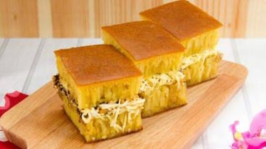 MARTABAK 46 SUCI KARANGPAWITAN