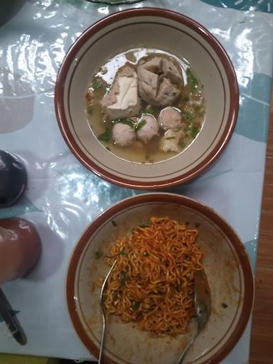 MIE BAKSO SELERA