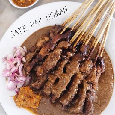 SATE AYAM DAN KAMBING PAK USMAN