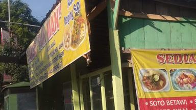 LESEHAN BAKSO PAK MAN