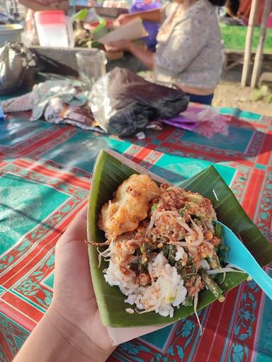 NASI PECEL GAMBRINGAN