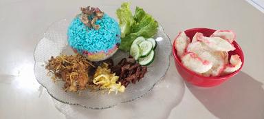 NASI UDUK PELANGI