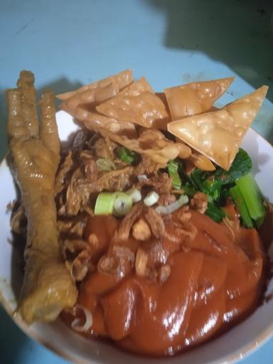 MIE AYAM TEH RIA