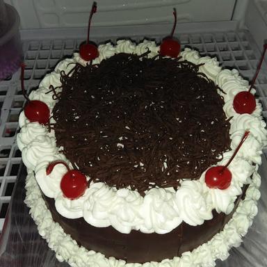 YUNI CAKE