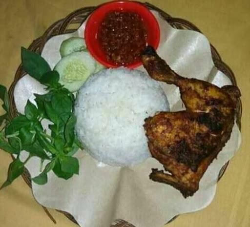 AYAM BAKAR BUMBU CELUP