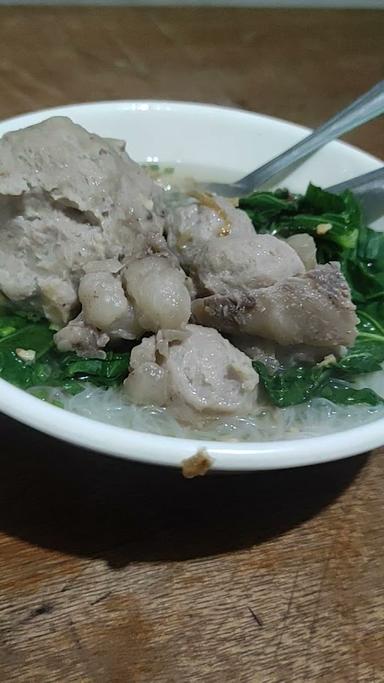 BAKSO SUPER JELETOT WINDA MANDIRI