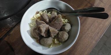 BASO & MIE AYAM SOLO MAS RAGIL