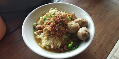 BASO & MIE AYAM SOLO MAS RAGIL