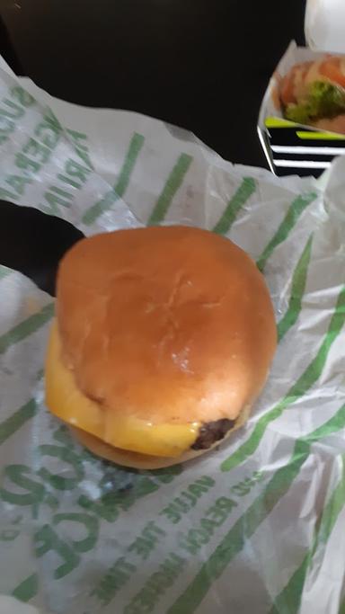 BURGER BANGOR BERINGIN RAYA