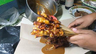 WARUNG SATE MADURA