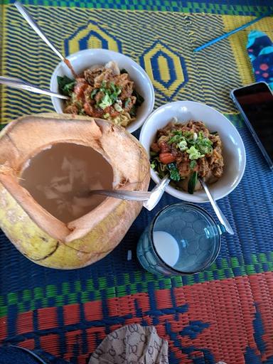 MIE AYAM BAKSO KANG EMAN SI GANTENG KALEM