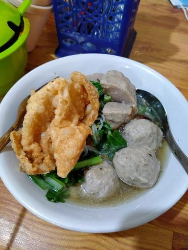 MIE AYAM BASO SOLO MAS KUMIS