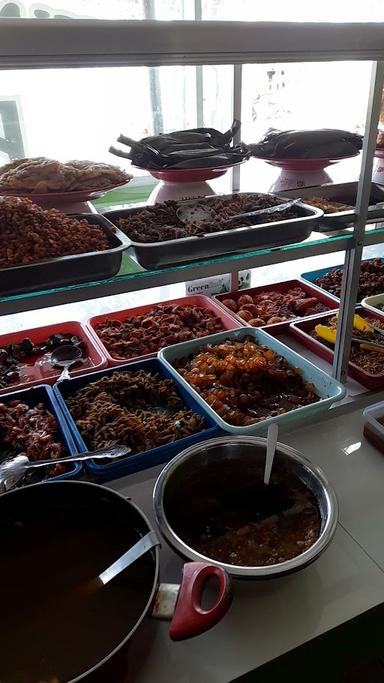 WARUNG MAKAN PASUNDAN