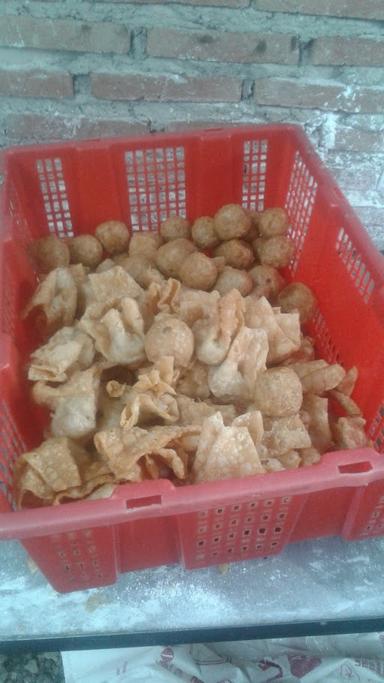 BAKSO BAKWAN MALANG PURWOKAWI