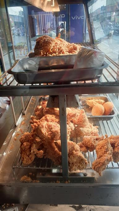 HISANA FRIED CHICKEN