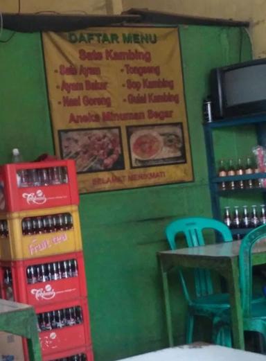 WARUNG SATE DAN AYAM BAKAR SOLO PAK BEJO