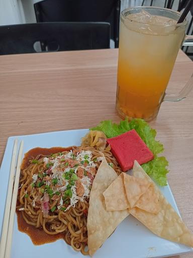 MIE SETAN BLEDHEX