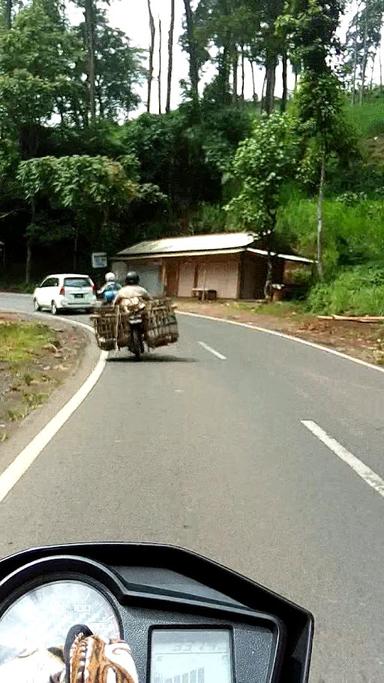 WARUNG BAROKAH BU SUMIANI