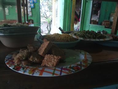 WARUNG BU YANI