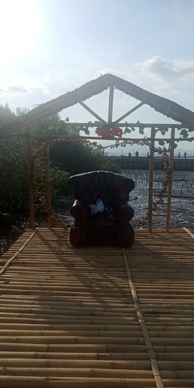 TAMAN WISATA MANGROVE PANTAI GOPE KARANGANTU BANTEN