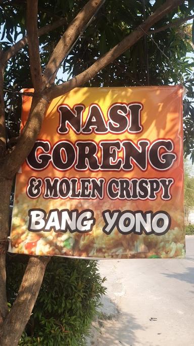 NASI GORENG DAN MOLEN CRISPY BANG YONO