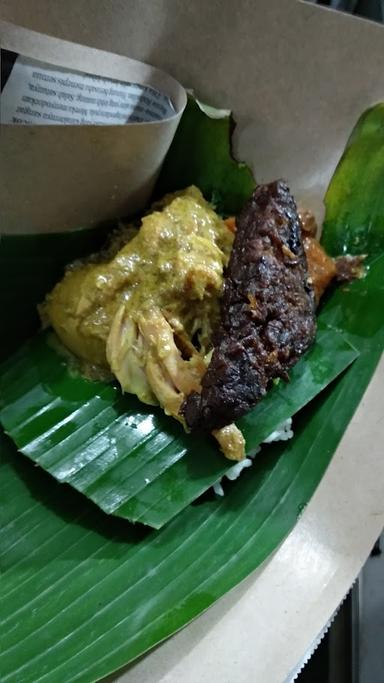 GUDEG JOGJA & AYAM GORENG BU WINARNI