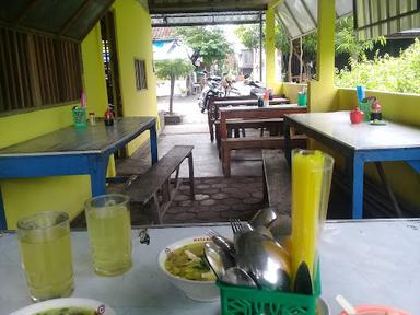 SOTO AYAM PAK TRIS