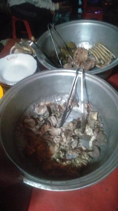 EMPAT SAUDARA SOP KAKI KAMBING