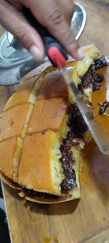 MARTABAK & TERANG BULAN NAYA LBS 01 TEGAL(꧋ꦩꦠꦧꦏ&ꦠꦫꦧꦭꦤꦤꦪꦭꦧꦱ꧇꧐꧑꧇ꦠꦒꦭ)