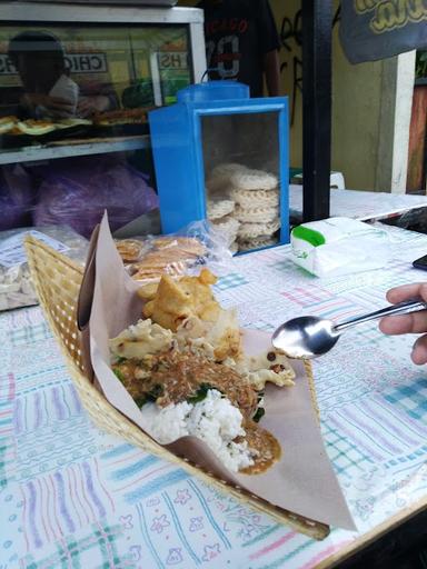 NASI PECEL BU RARA