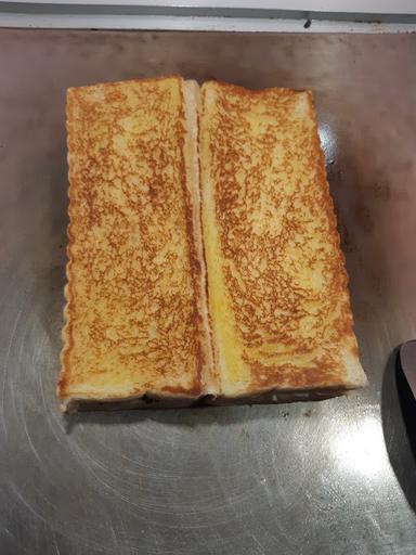 ROTI BAKAR SARI RASA KHAS BANDUNG