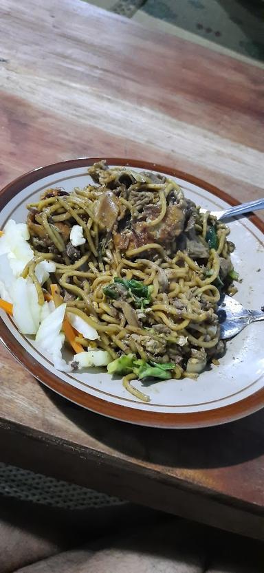 RUMAH MAKAN PADANG SUKA MINANG