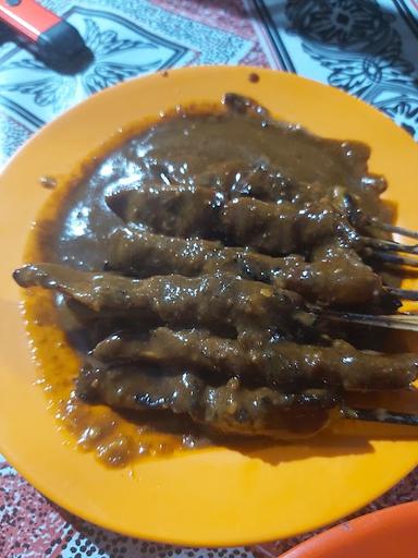 SATE AYAM MADURA CAK INDRA