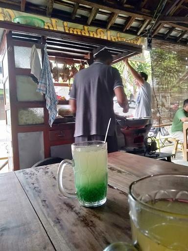 WARUNG BAKMI CINTA RASA PAK SUNAR