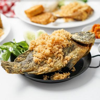 AYAM GORENG TULANG LUNAK CIREBON