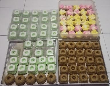 HASNA CAKE AND COOKIES