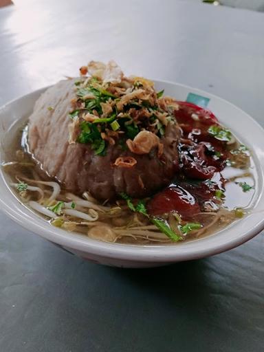 MIE BAKSO AMBYAR CIKIJING